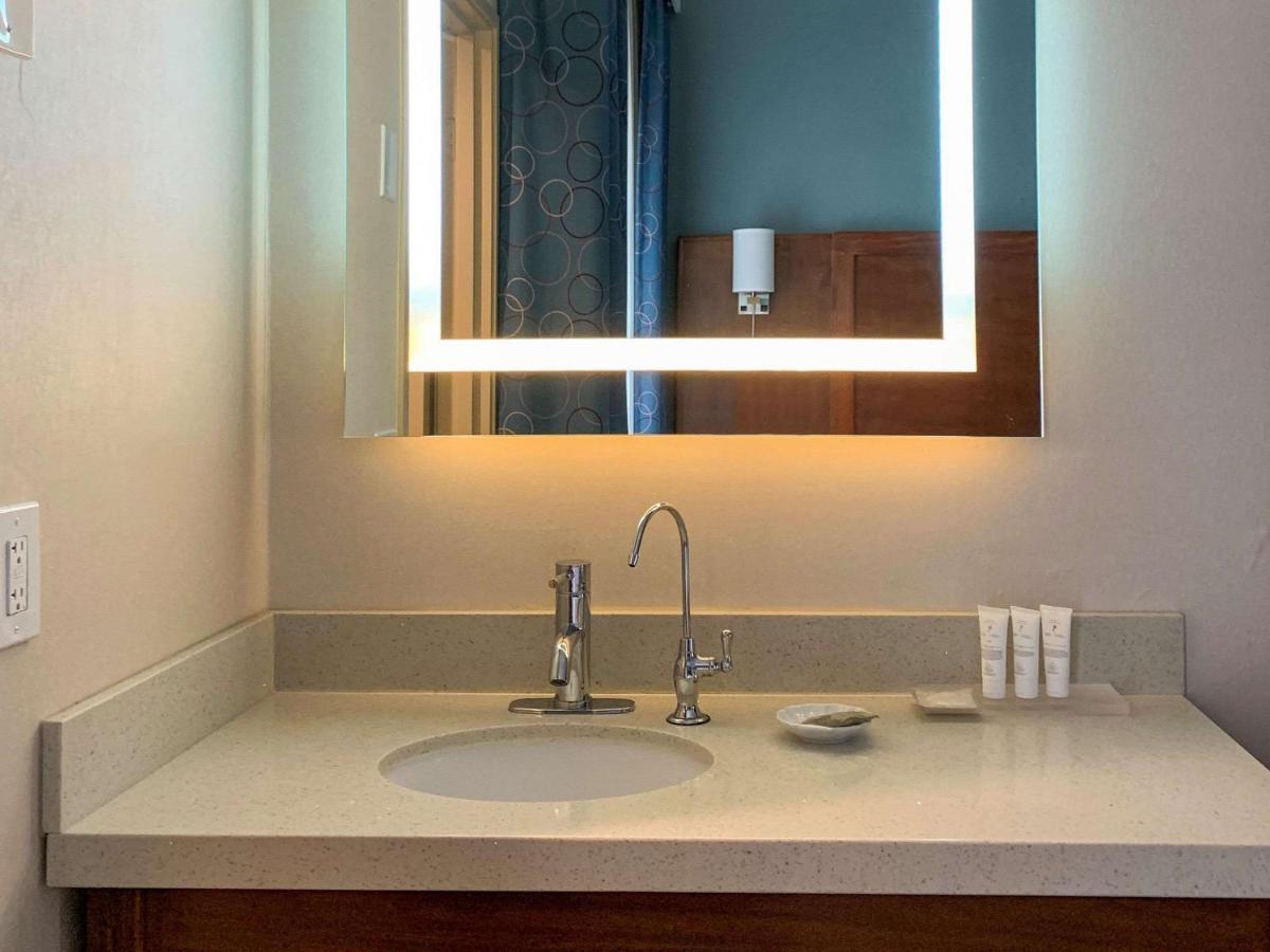 Mainstay Suites Orange County John Wayne Airport Santa Ana Buitenkant foto