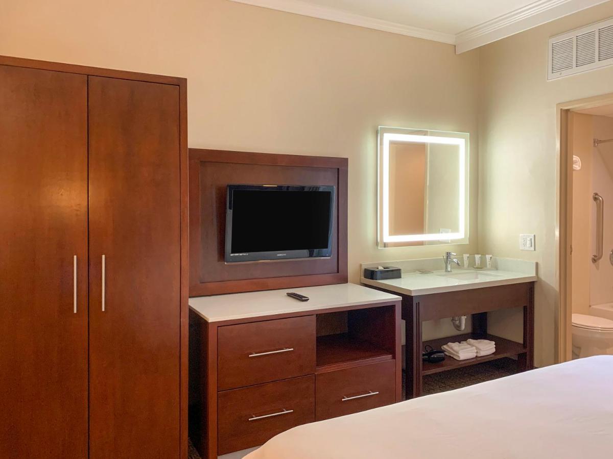 Mainstay Suites Orange County John Wayne Airport Santa Ana Buitenkant foto
