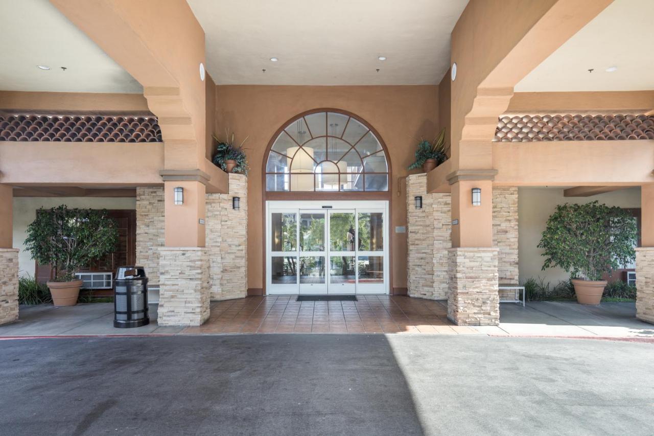 Mainstay Suites Orange County John Wayne Airport Santa Ana Buitenkant foto