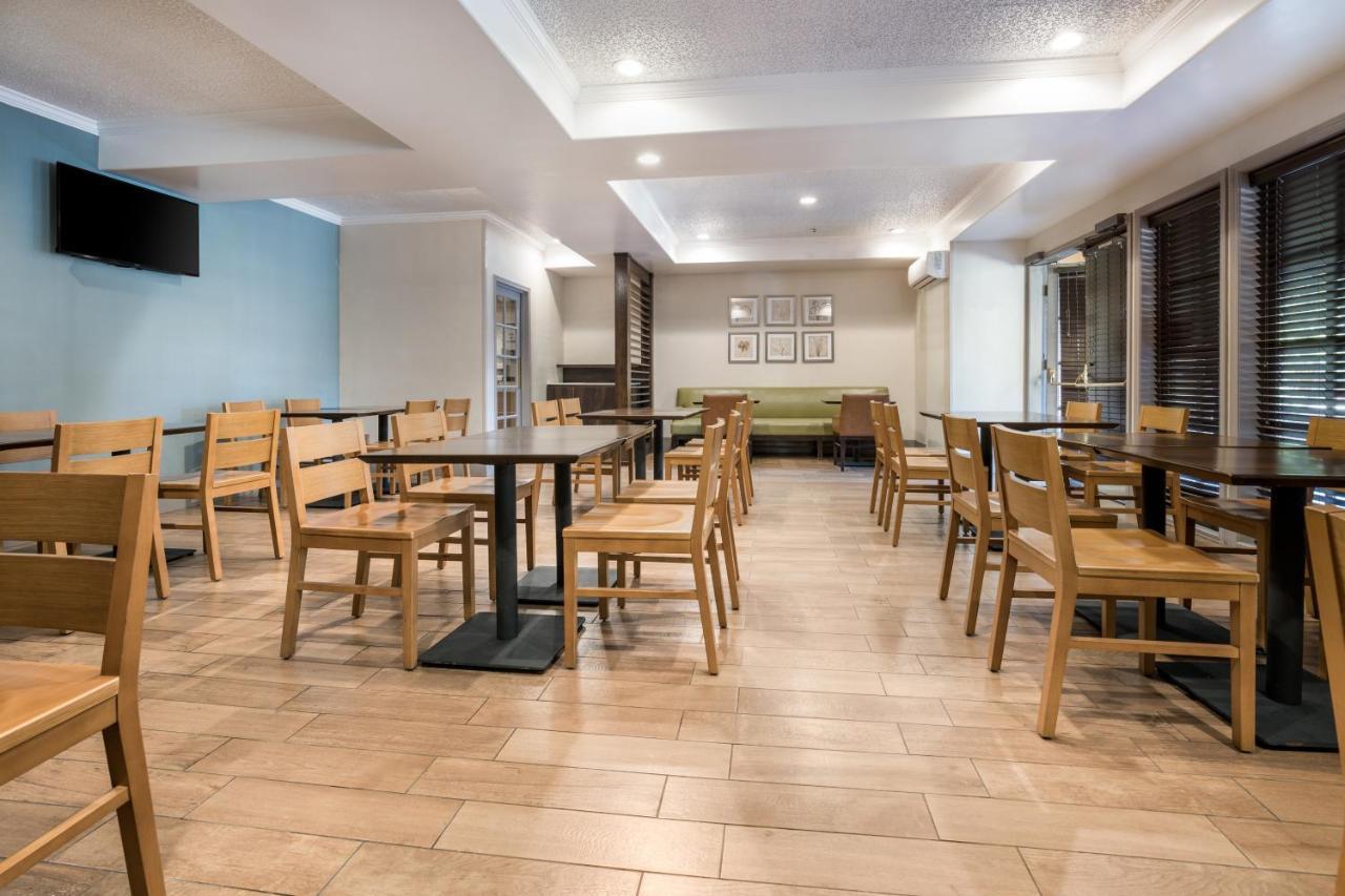 Mainstay Suites Orange County John Wayne Airport Santa Ana Buitenkant foto