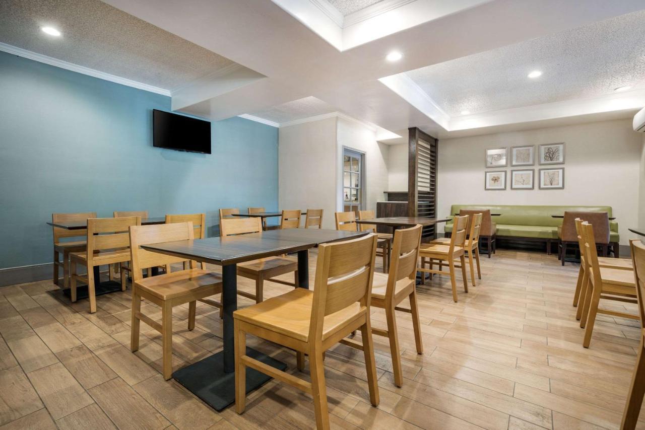 Mainstay Suites Orange County John Wayne Airport Santa Ana Buitenkant foto