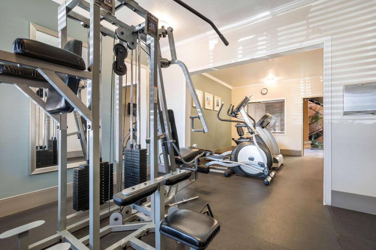 Mainstay Suites Orange County John Wayne Airport Santa Ana Buitenkant foto