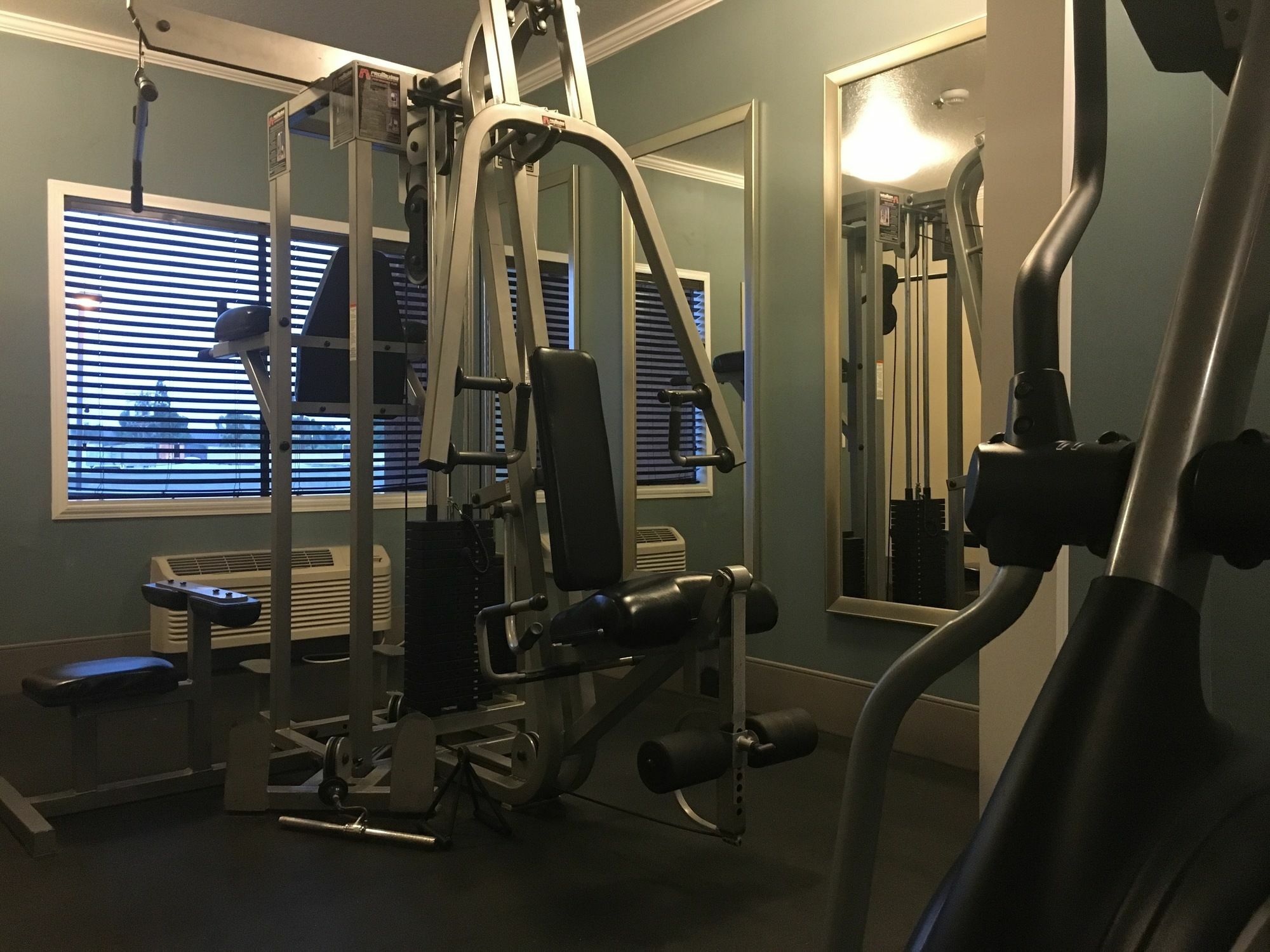 Mainstay Suites Orange County John Wayne Airport Santa Ana Buitenkant foto